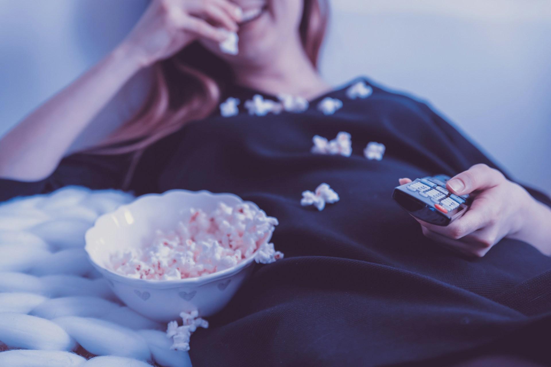 Mobiel Abonnement met Buitenland Inbegrepen vs Los Regelen: Wat is Slimmer in 2026?